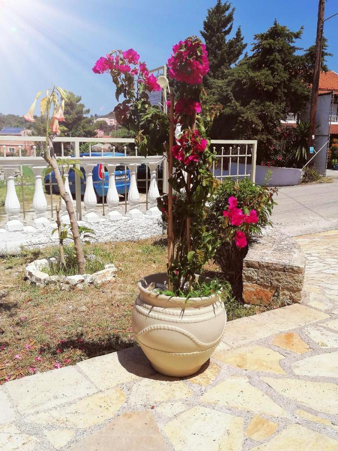 Makis Apartments Arillas (Corfu) Exterior foto