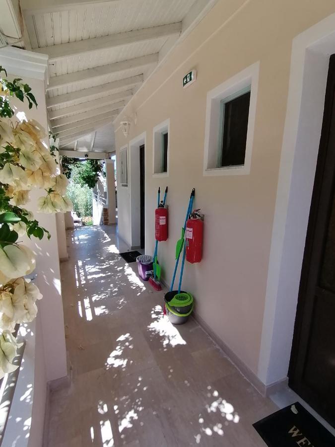 Makis Apartments Arillas (Corfu) Exterior foto